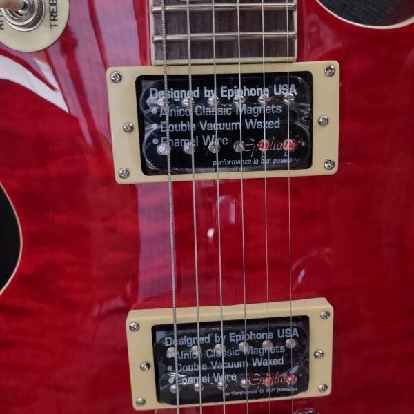 Les Paul Classic Quilt Top Transparent Red Quilt